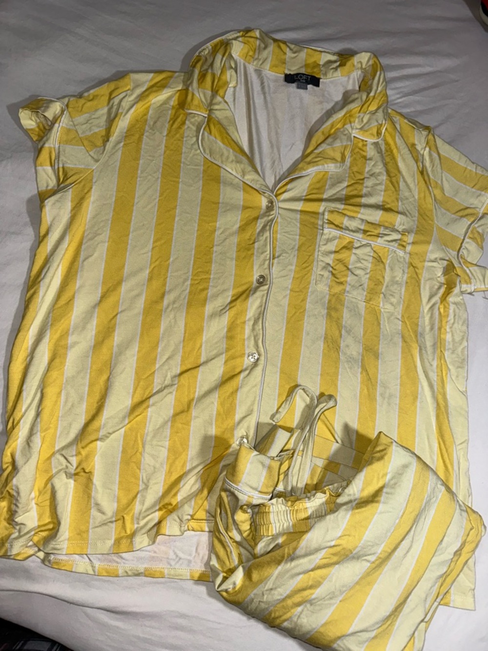 LOFT Butter Yellow Women's Striped Short Sleeve Top & Pants Pajama Set Size L